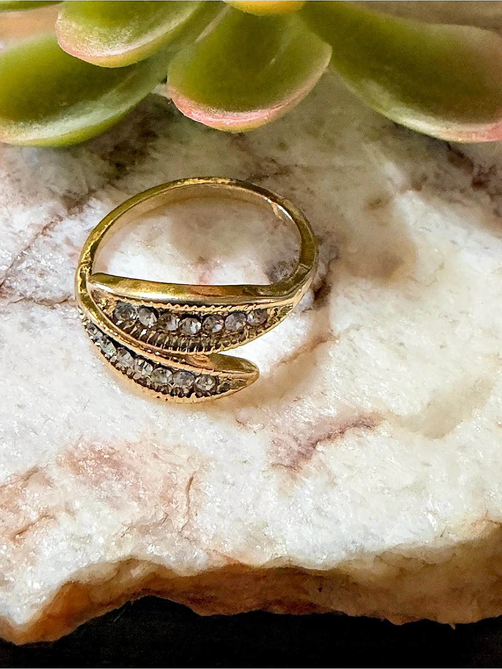 Gold-Tone Statement Ring Like New